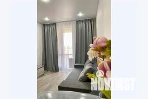 1-к квартира, посуточно, 38м2, 6/18 этаж