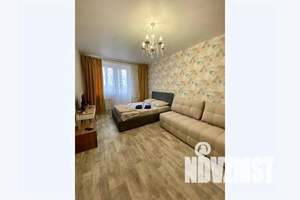 1-к квартира, посуточно, 38м2, 6/17 этаж