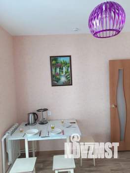 1-к квартира, посуточно, 44м2, 7/10 этаж