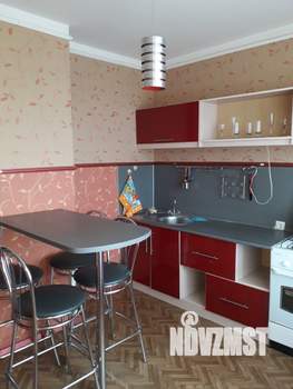 1-к квартира, посуточно, 40м2, 8/10 этаж