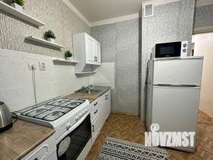 1-к квартира, посуточно, 38м2, 5/9 этаж