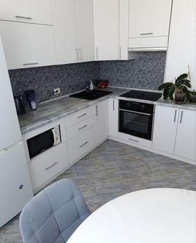 2-к квартира, вторичка, 56м2, 8/17 этаж