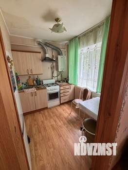 2-к квартира, вторичка, 42м2, 1/4 этаж