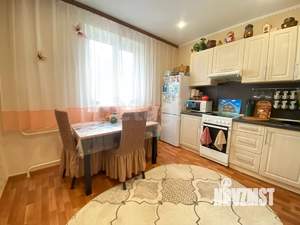 3-к квартира, вторичка, 79м2, 14/17 этаж