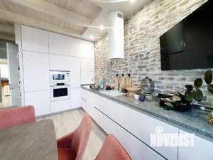 3-к квартира, вторичка, 109м2, 13/18 этаж