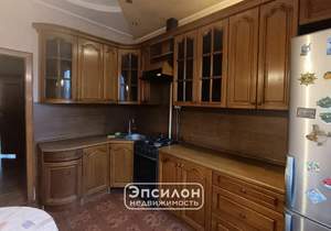 3-к квартира, вторичка, 82м2, 2/2 этаж