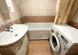 4-к квартира, вторичка, 76м2, 8/14 этаж