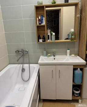 2-к квартира, вторичка, 60м2, 8/13 этаж
