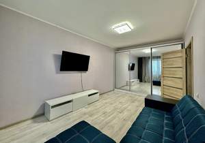 2-к квартира, вторичка, 56м2, 14/17 этаж