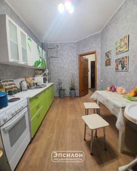 1-к квартира, вторичка, 42м2, 10/13 этаж