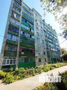 4-к квартира, вторичка, 76м2, 8/9 этаж