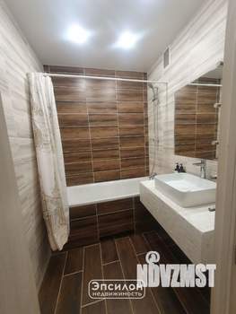 2-к квартира, вторичка, 57м2, 8/17 этаж