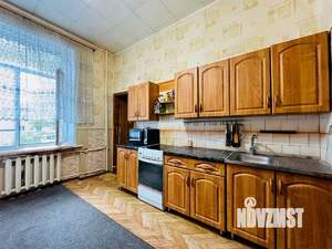 3-к квартира, вторичка, 66м2, 1/2 этаж