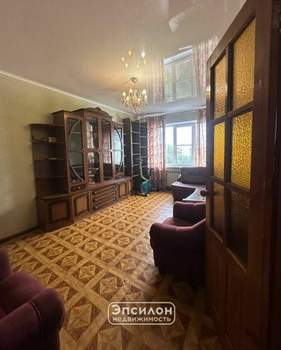 3-к квартира, вторичка, 58м2, 8/9 этаж