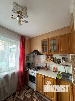 3-к квартира, вторичка, 58м2, 1/9 этаж