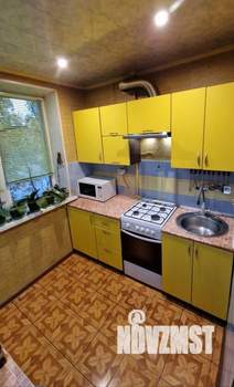 3-к квартира, вторичка, 68м2, 2/5 этаж