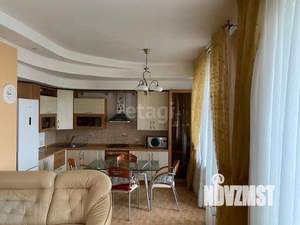 4-к квартира, вторичка, 130м2, 9/9 этаж