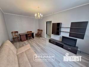 2-к квартира, вторичка, 57м2, 1/17 этаж