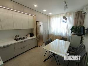 4-к квартира, вторичка, 118м2, 8/10 этаж