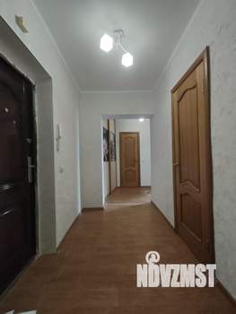 2-к квартира, вторичка, 61м2, 8/10 этаж