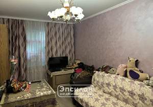 3-к квартира, вторичка, 61м2, 1/5 этаж