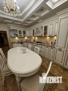 3-к квартира, вторичка, 172м2, 7/10 этаж