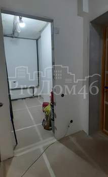 3-к квартира, вторичка, 63м2, 2/4 этаж