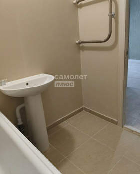 2-к квартира, вторичка, 56м2, 3/17 этаж