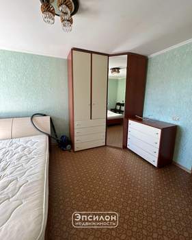 2-к квартира, вторичка, 49м2, 5/5 этаж