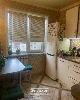 2-к квартира, вторичка, 47м2, 8/9 этаж