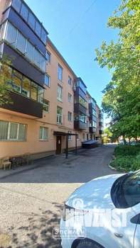2-к квартира, вторичка, 42м2, 3/4 этаж
