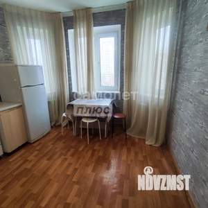 2-к квартира, вторичка, 56м2, 7/17 этаж