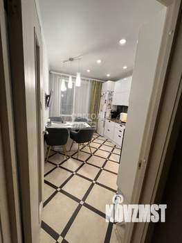 2-к квартира, вторичка, 57м2, 1/10 этаж