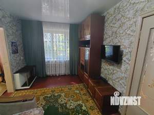 2-к квартира, вторичка, 40м2, 1/4 этаж