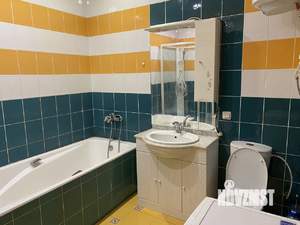 4-к квартира, вторичка, 130м2, 9/9 этаж