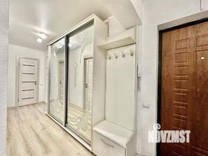 2-к квартира, вторичка, 52м2, 9/18 этаж