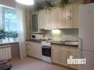 4-к квартира, вторичка, 70м2, 2/9 этаж