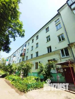 2-к квартира, вторичка, 49м2, 1/4 этаж