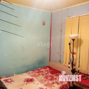 3-к квартира, вторичка, 60м2, 1/9 этаж