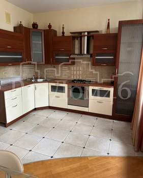 Студия квартира, вторичка, 143м2, 3/6 этаж