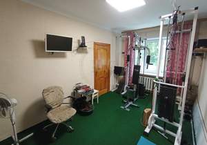 2-к квартира, вторичка, 42м2, 1/4 этаж