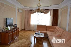 2-к квартира, вторичка, 90м2, 4/10 этаж