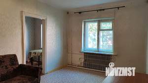 2-к квартира, вторичка, 40м2, 1/2 этаж