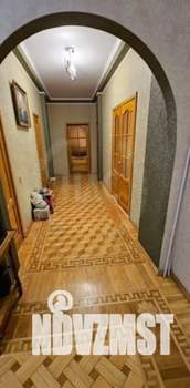 3-к квартира, вторичка, 121м2, 1/6 этаж