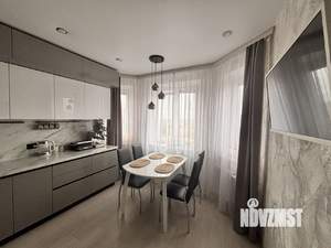 2-к квартира, вторичка, 56м2, 8/17 этаж