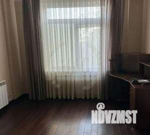 3-к квартира, вторичка, 100м2, 3/10 этаж