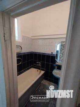 2-к квартира, вторичка, 49м2, 1/4 этаж