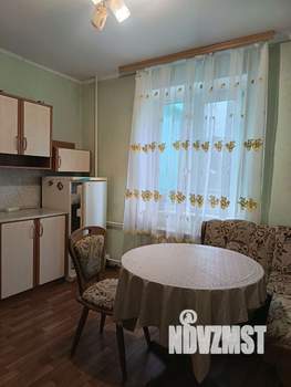 3-к квартира, вторичка, 77м2, 1/17 этаж