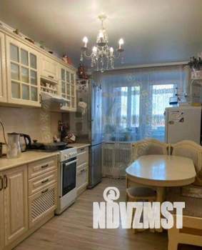 4-к квартира, вторичка, 95м2, 9/9 этаж