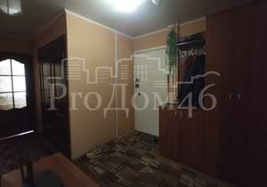 3-к квартира, вторичка, 61м2, 1/5 этаж